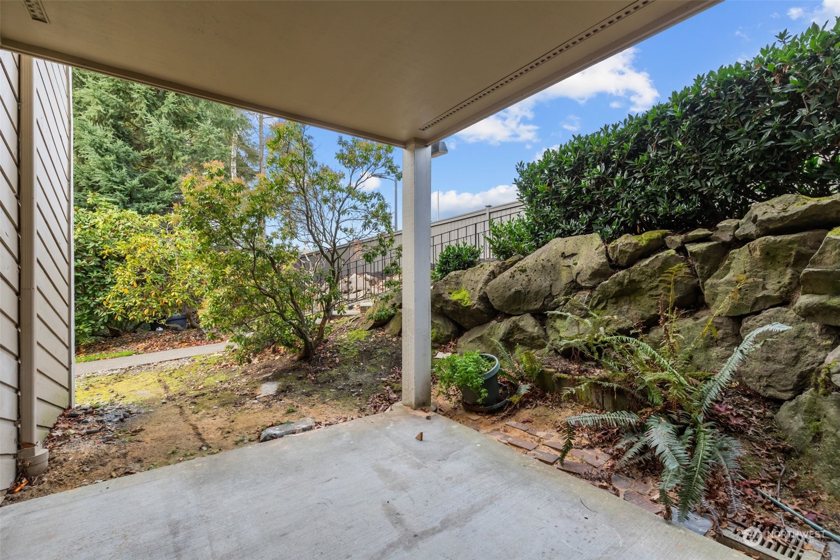 property viewer photo 28
