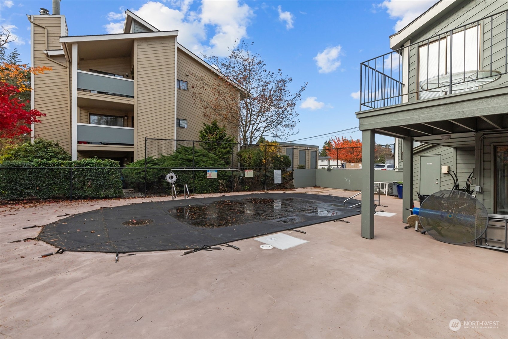 property viewer photo 32