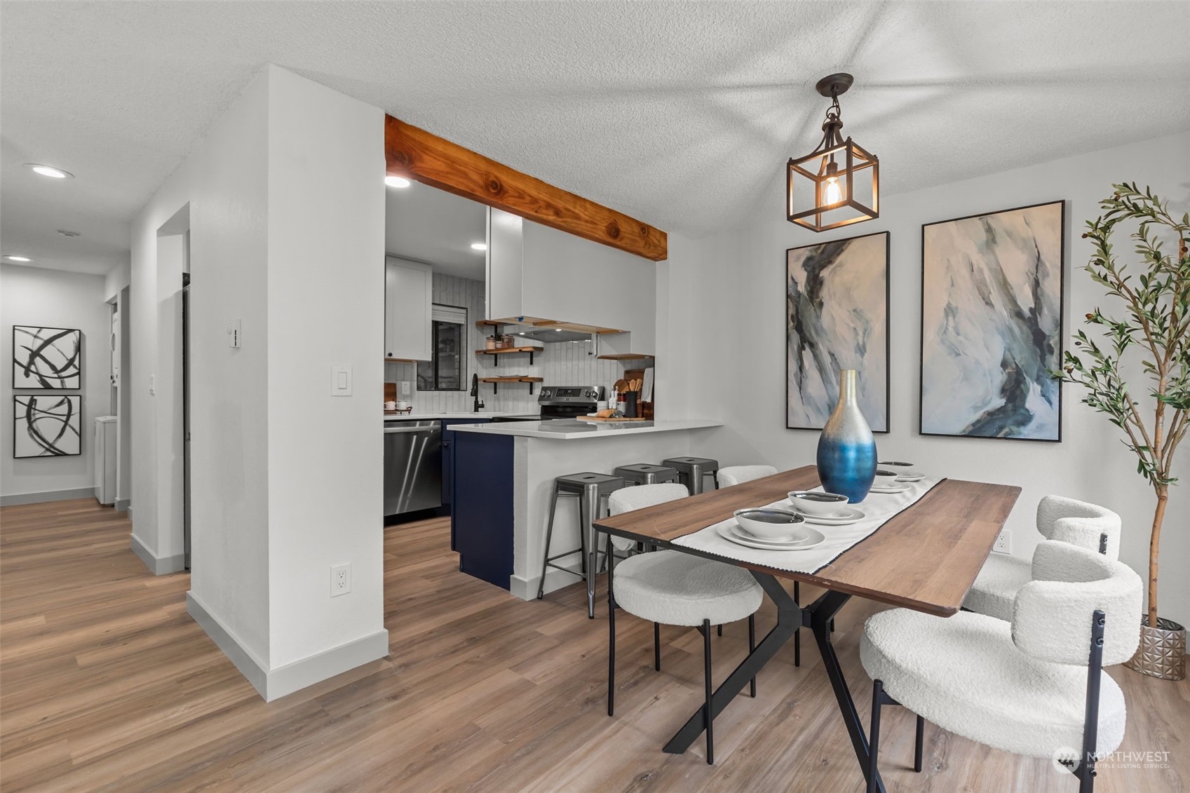 property viewer photo 7