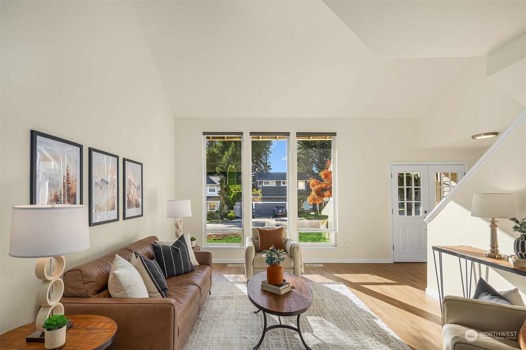 property viewer photo 2