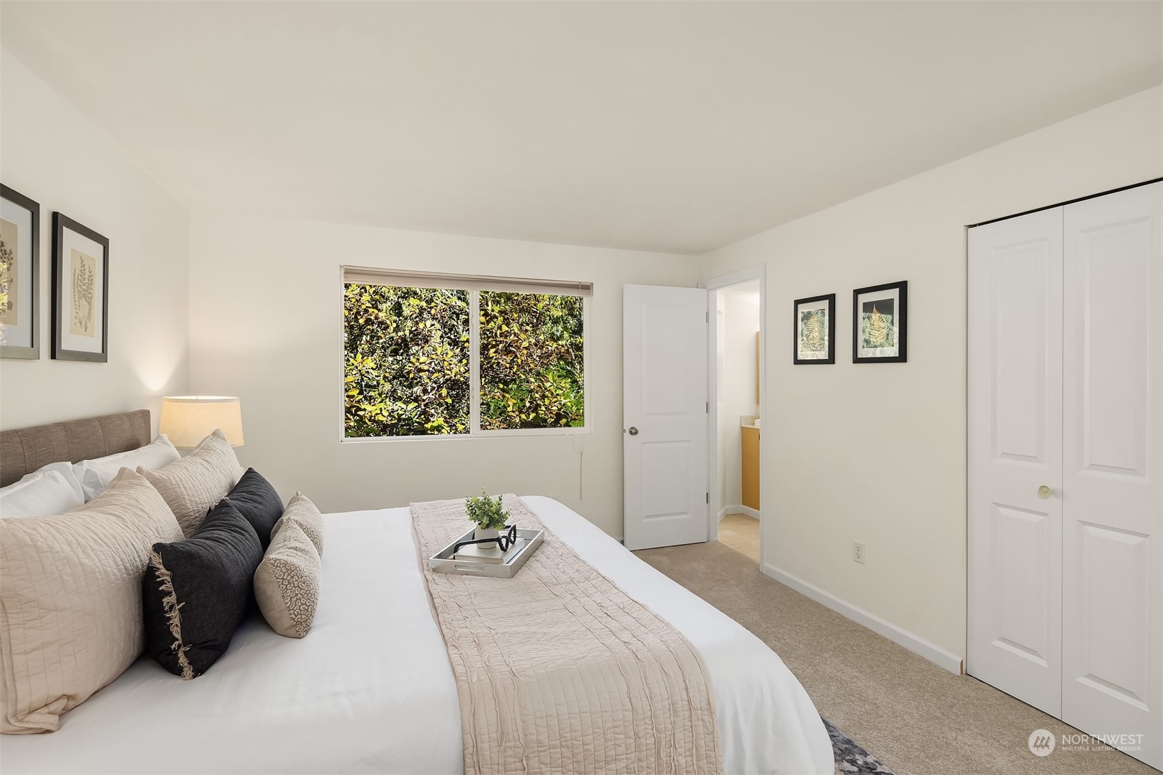 property viewer photo 25