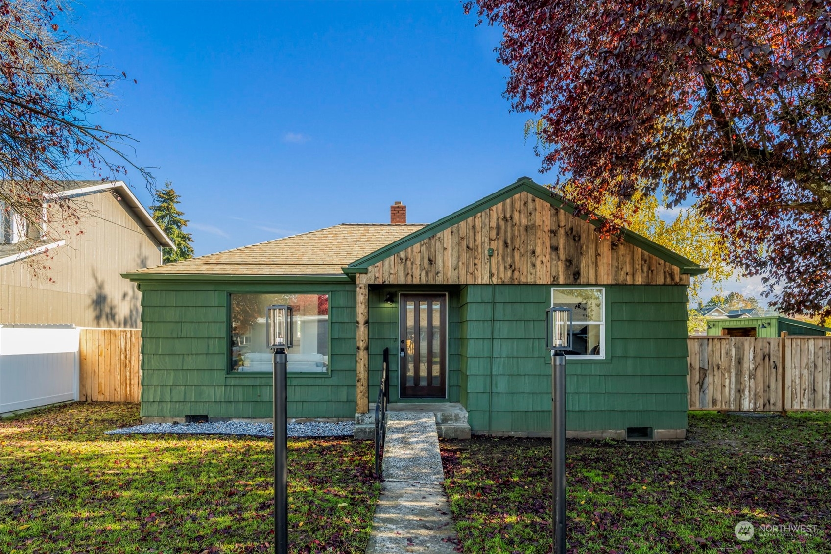property viewer photo 1