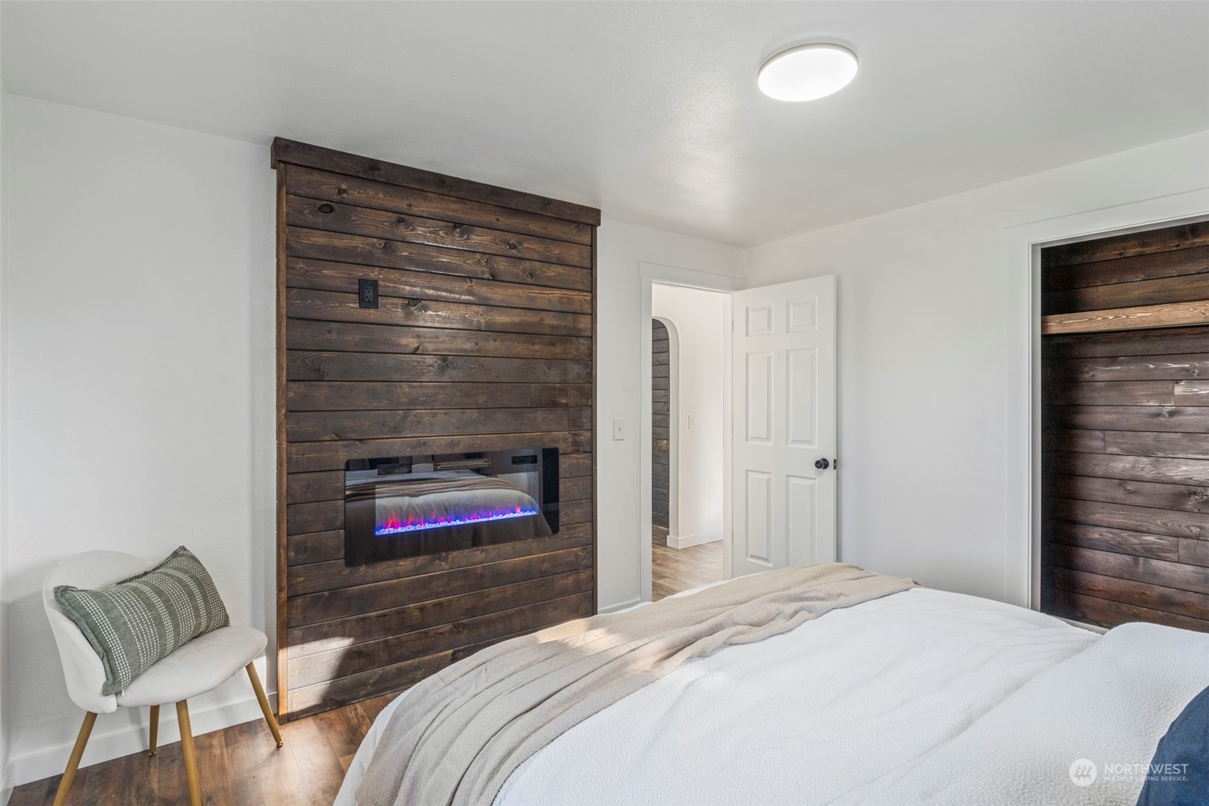 property viewer photo 17