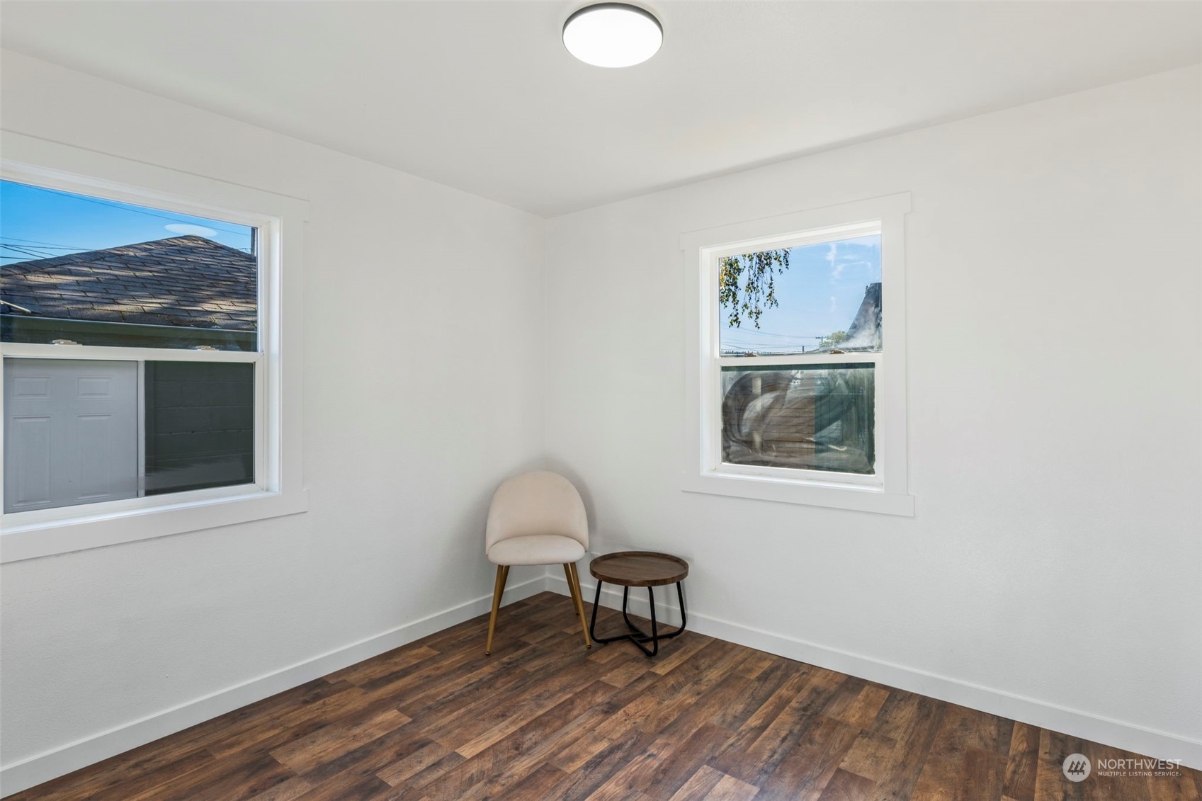 property viewer photo 19
