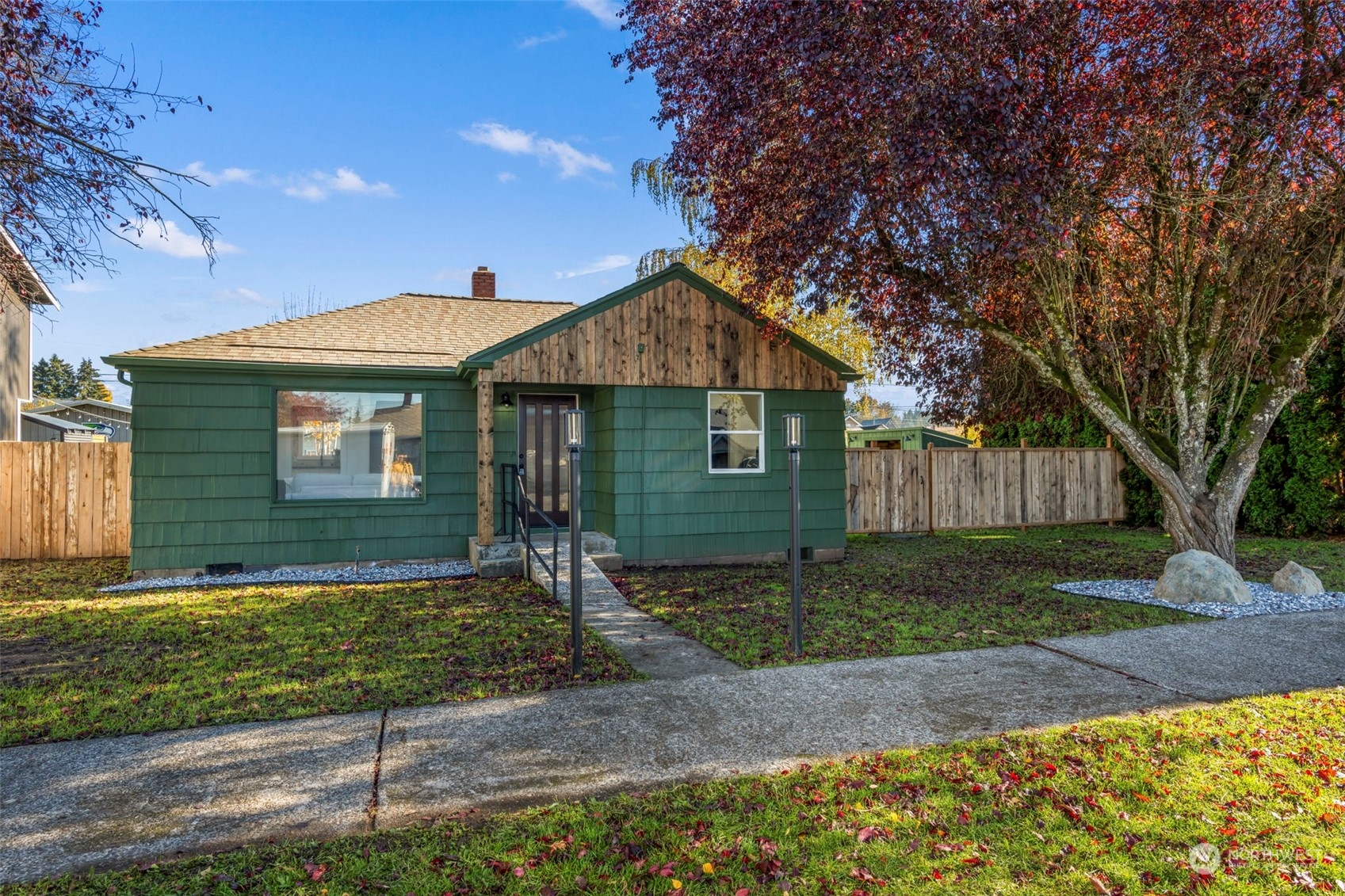 property viewer photo 2