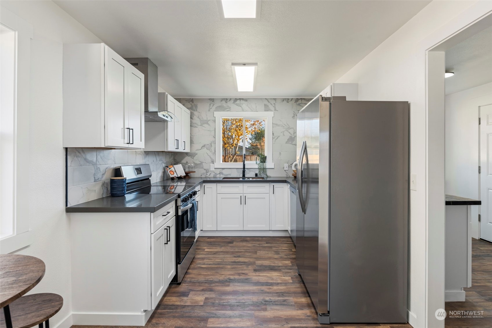 property viewer photo 20