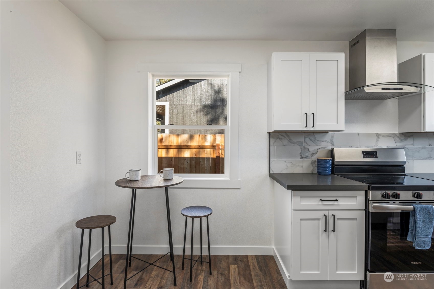 property viewer photo 30