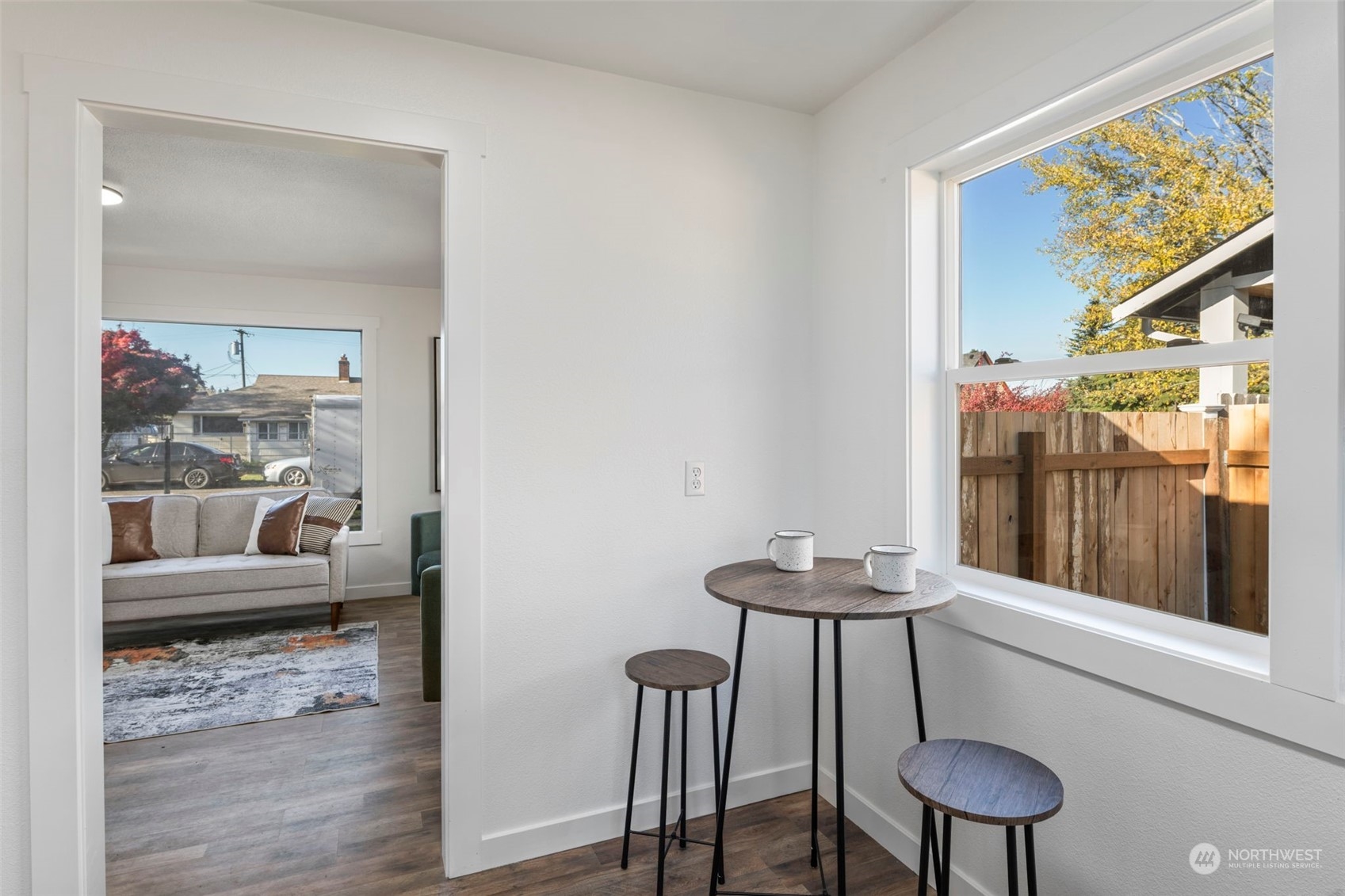 property viewer photo 31