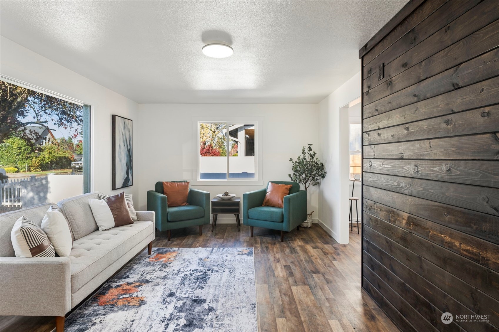property viewer photo 8