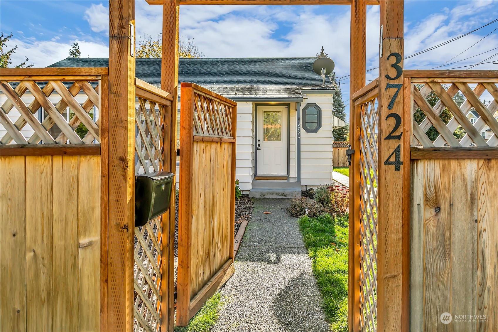 property viewer photo 1