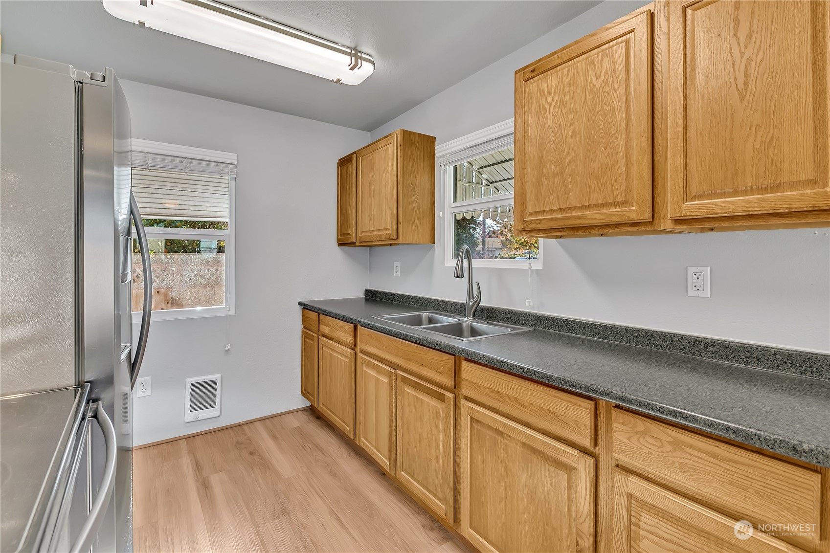 property viewer photo 14