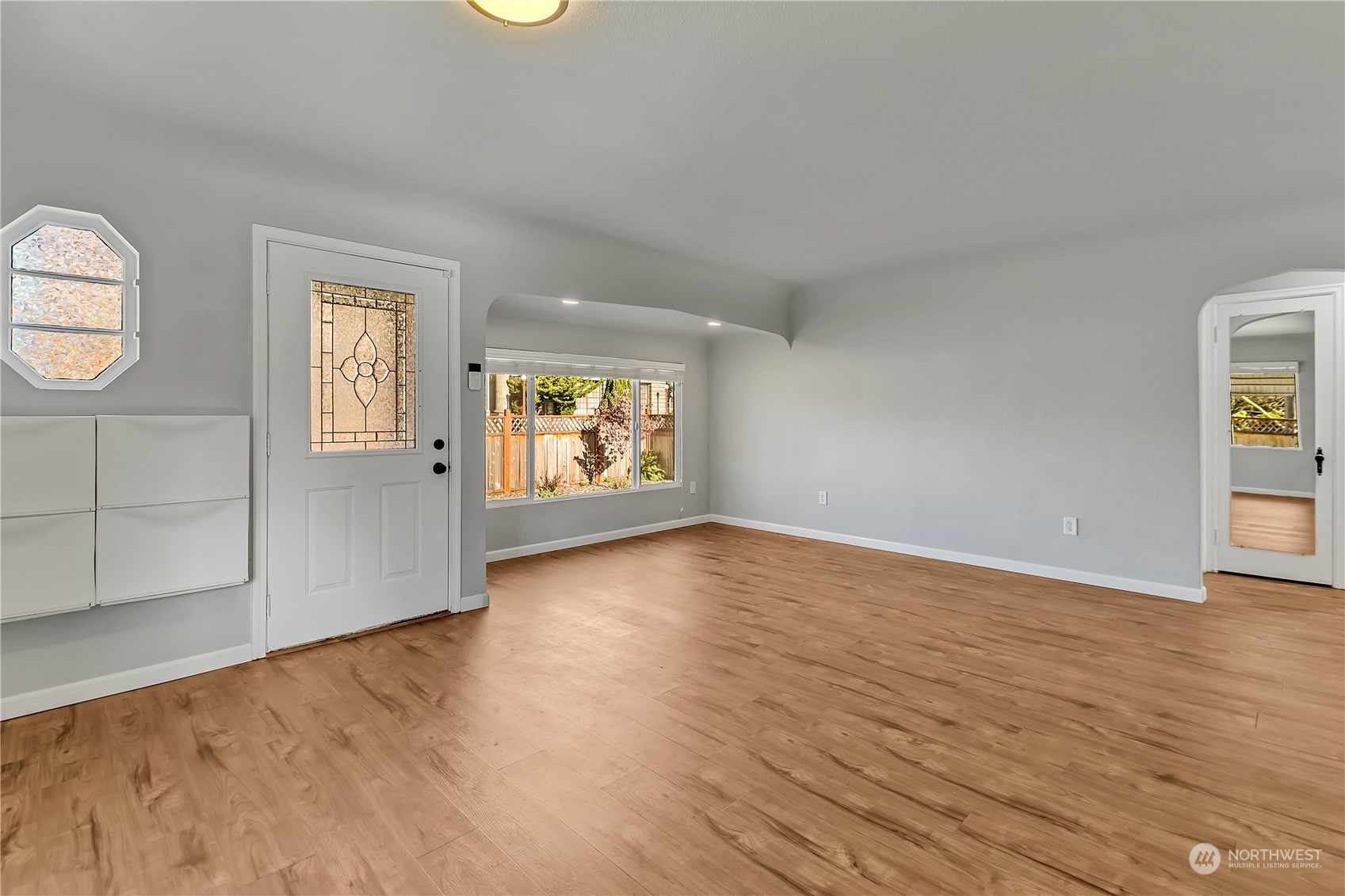 property viewer photo 4
