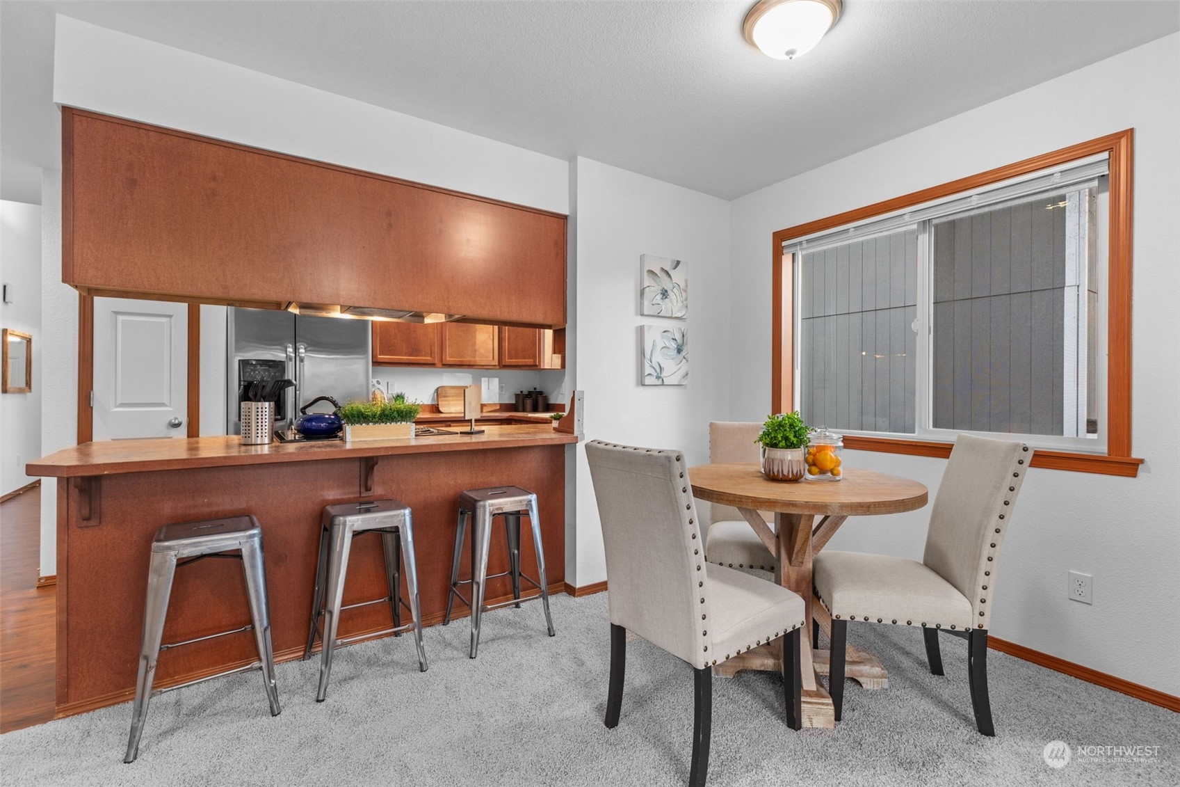property viewer photo 10