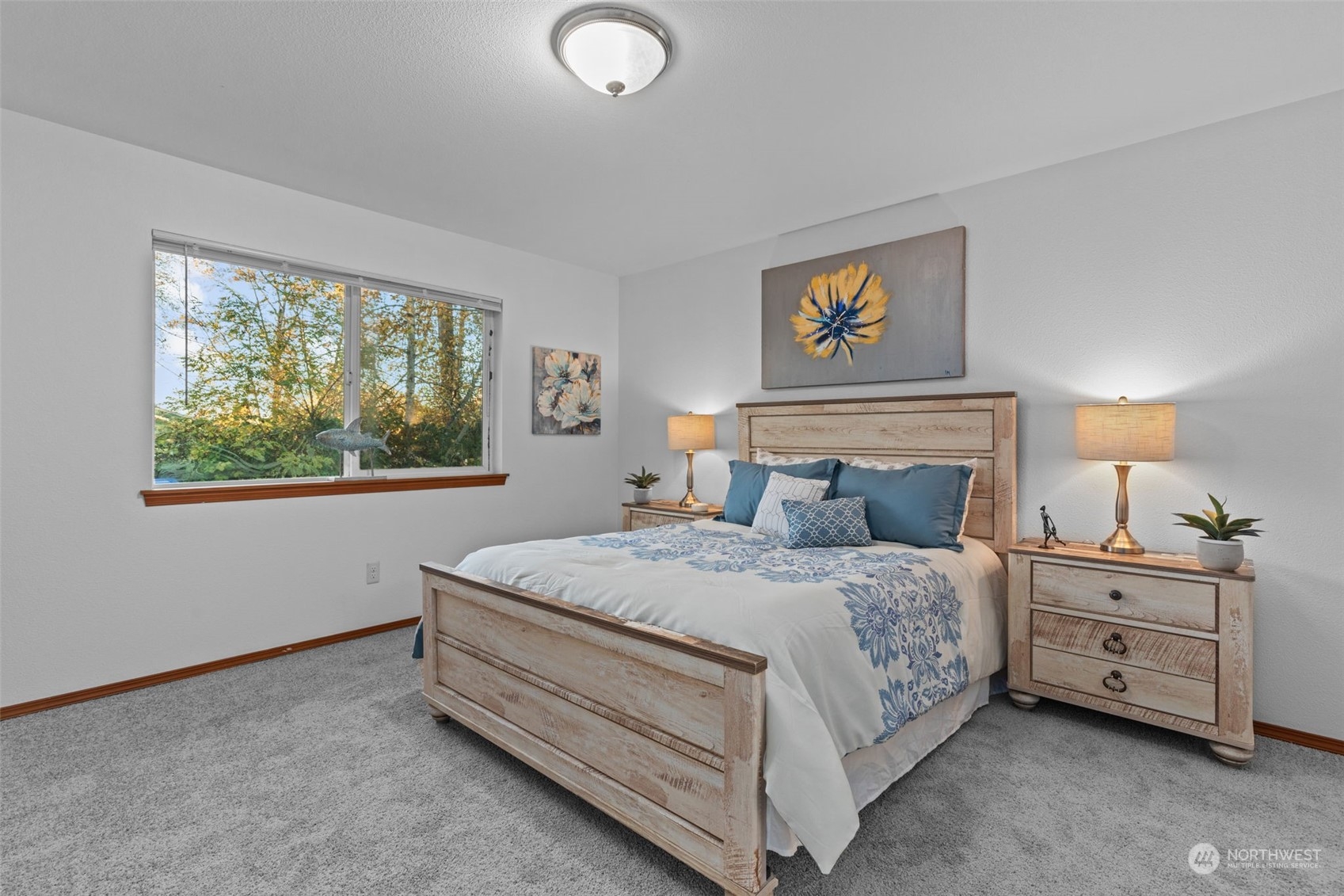 property viewer photo 16