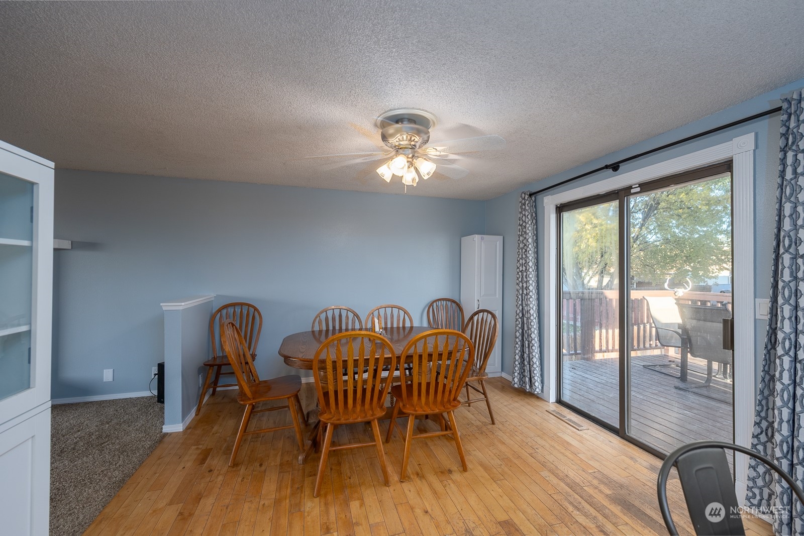 property viewer photo 12
