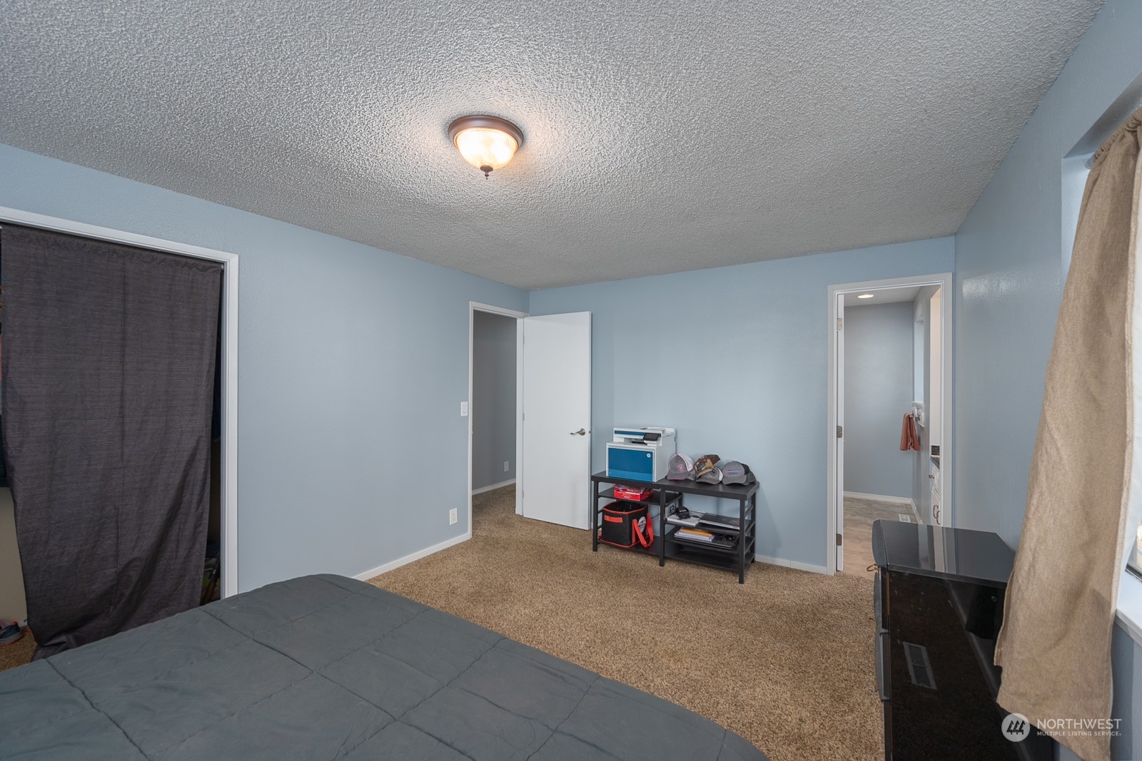 property viewer photo 19
