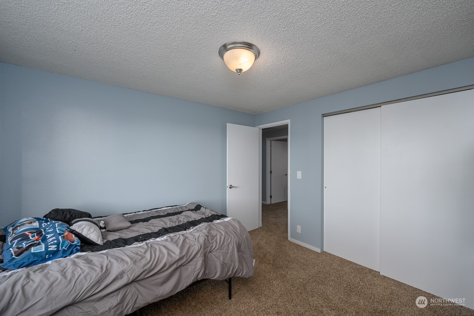 property viewer photo 23