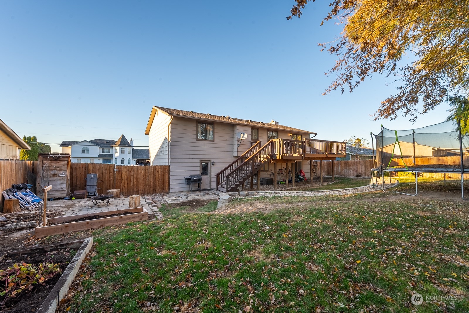 property viewer photo 33