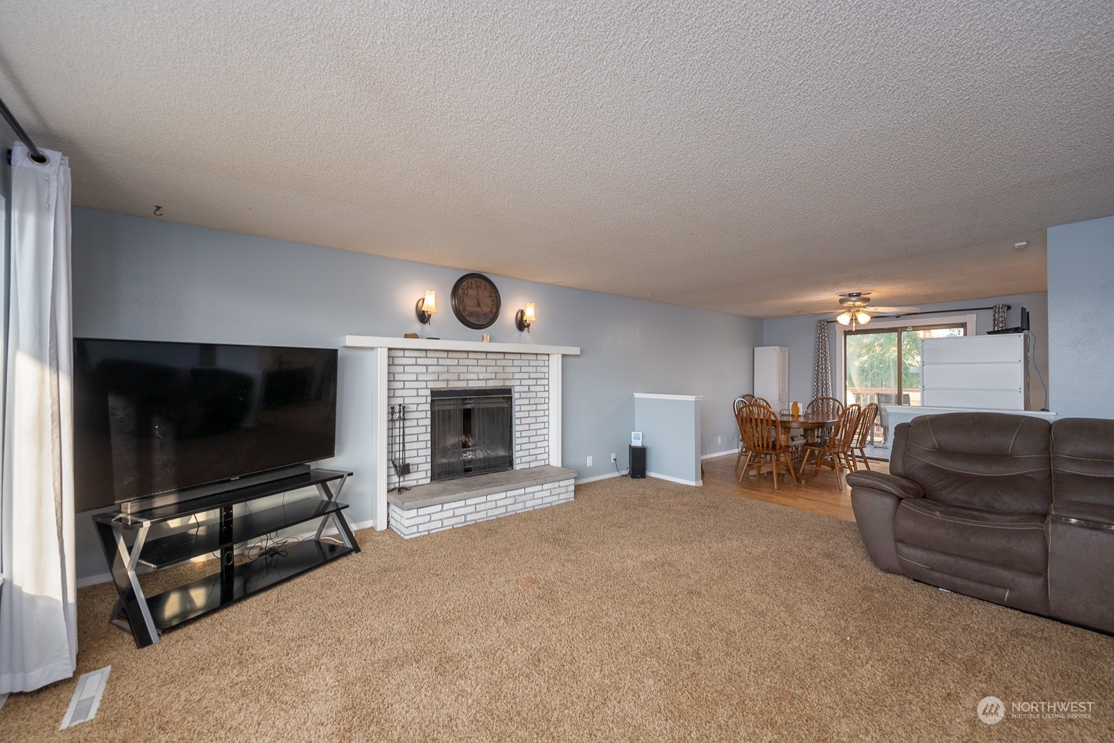 property viewer photo 6