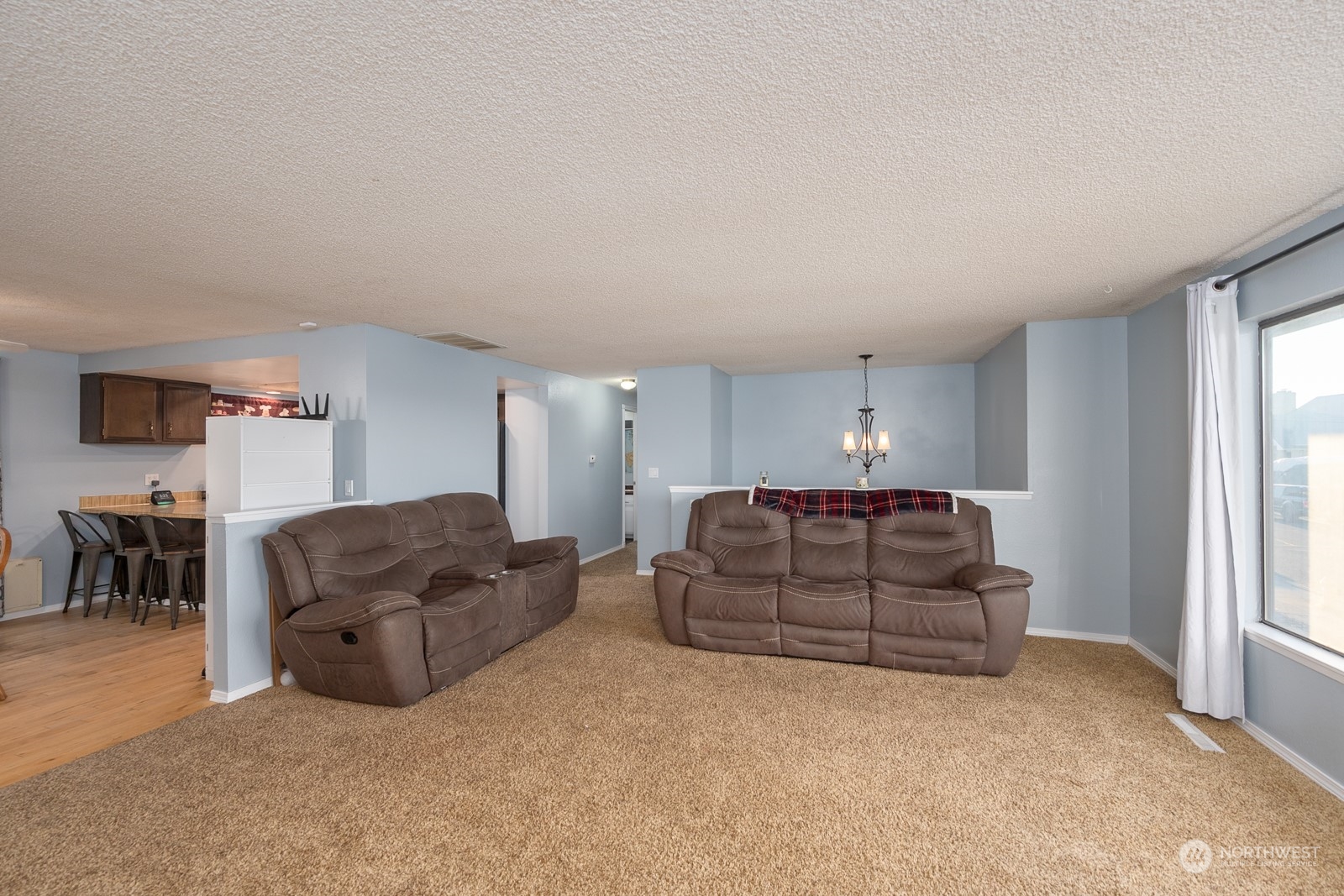 property viewer photo 9