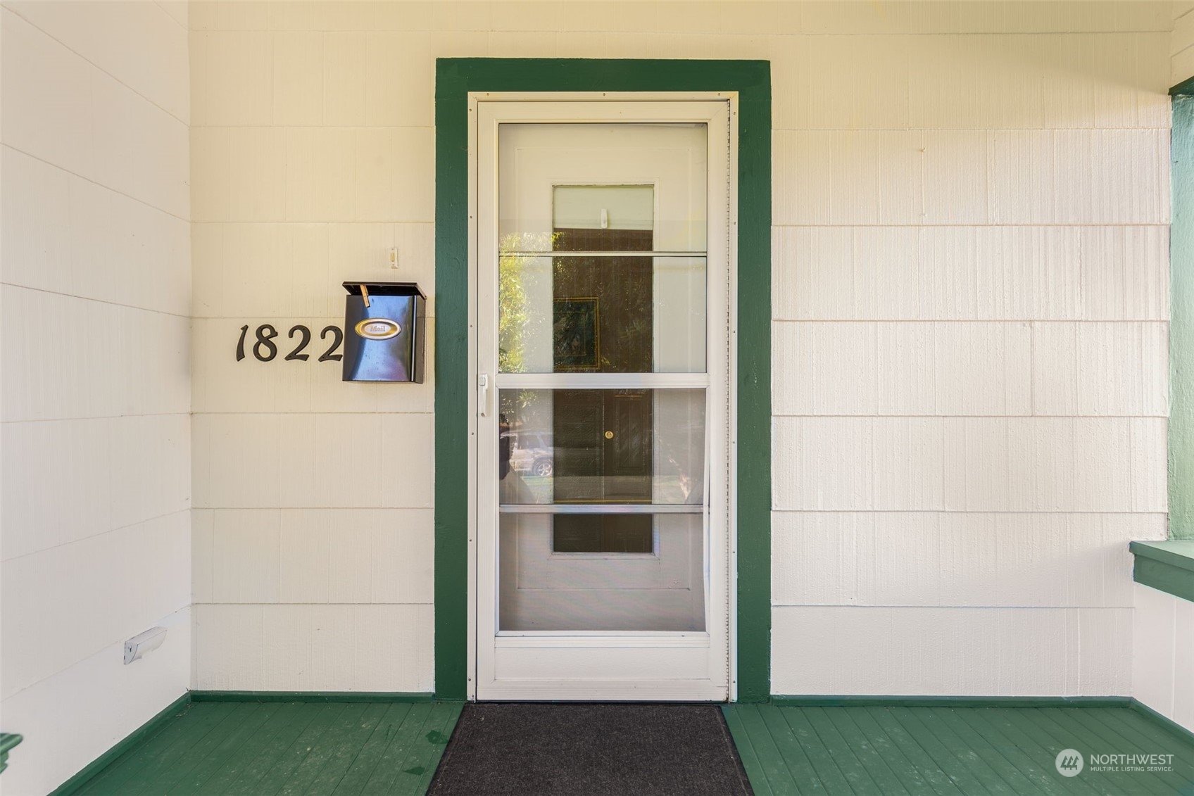 property viewer photo 3
