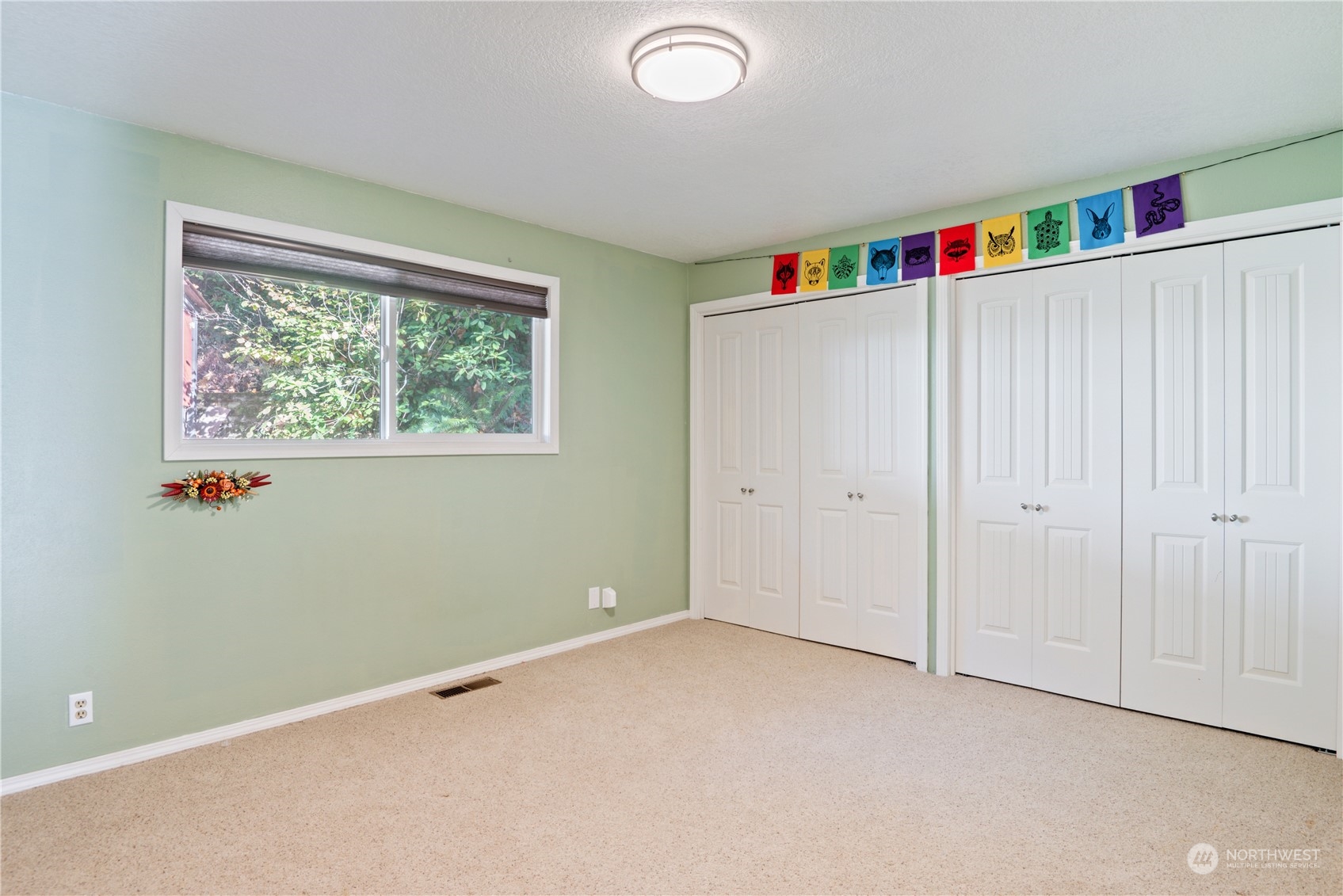 property viewer photo 20