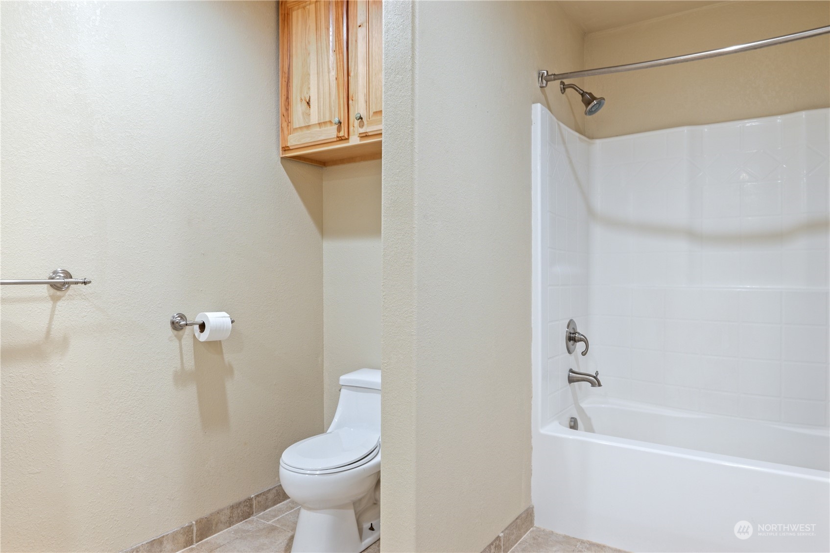 property viewer photo 24