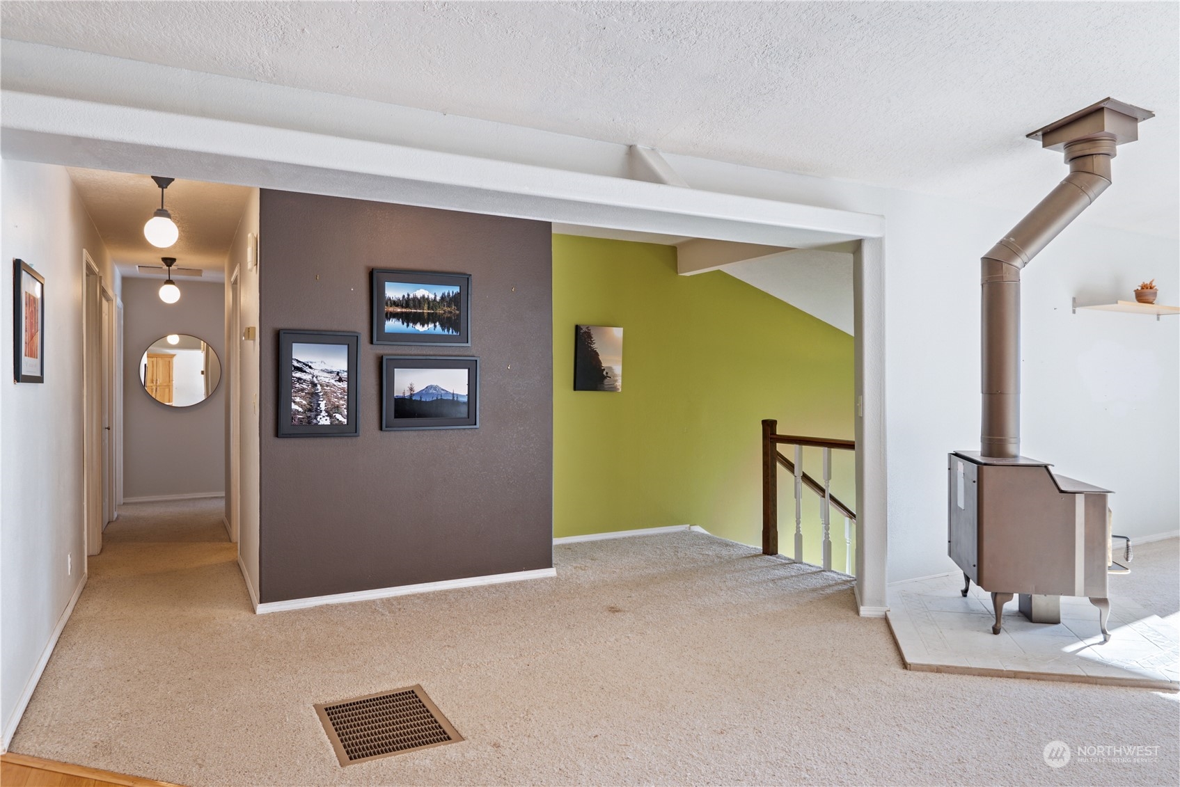 property viewer photo 3