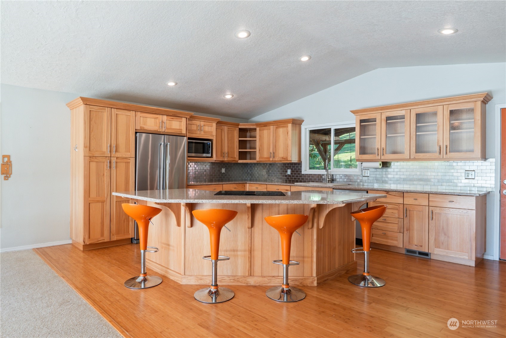 property viewer photo 8