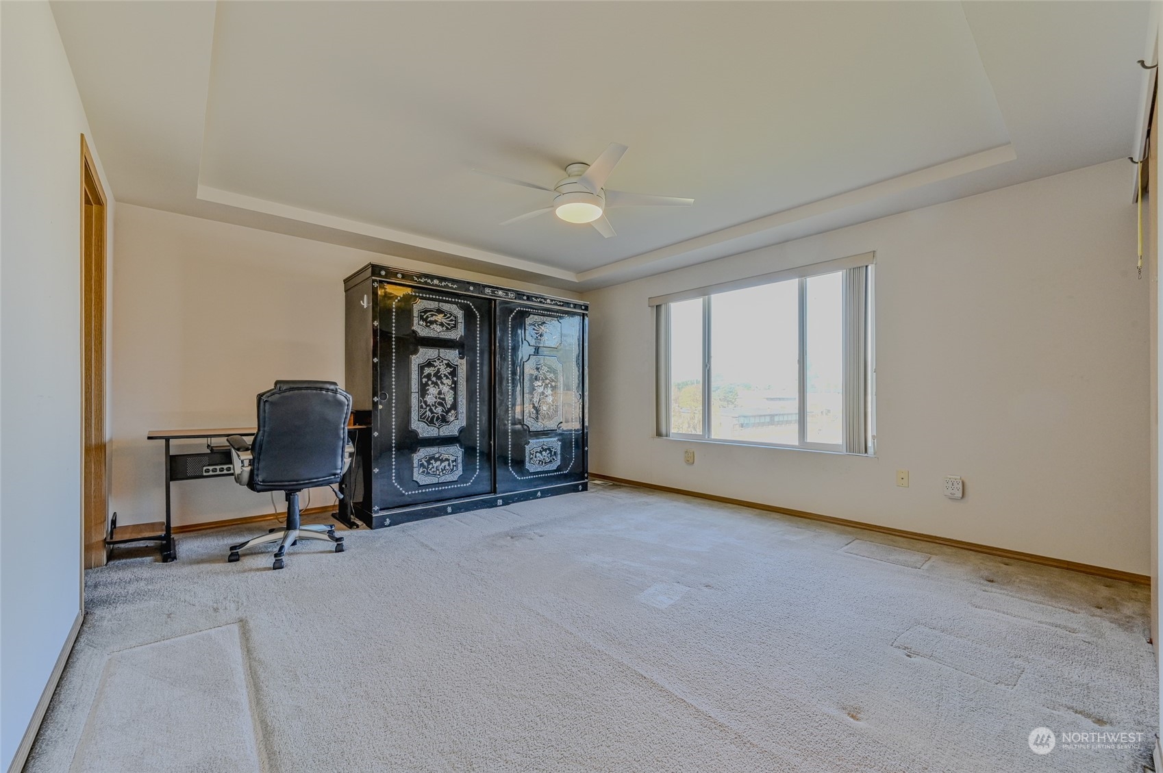 property viewer photo 18