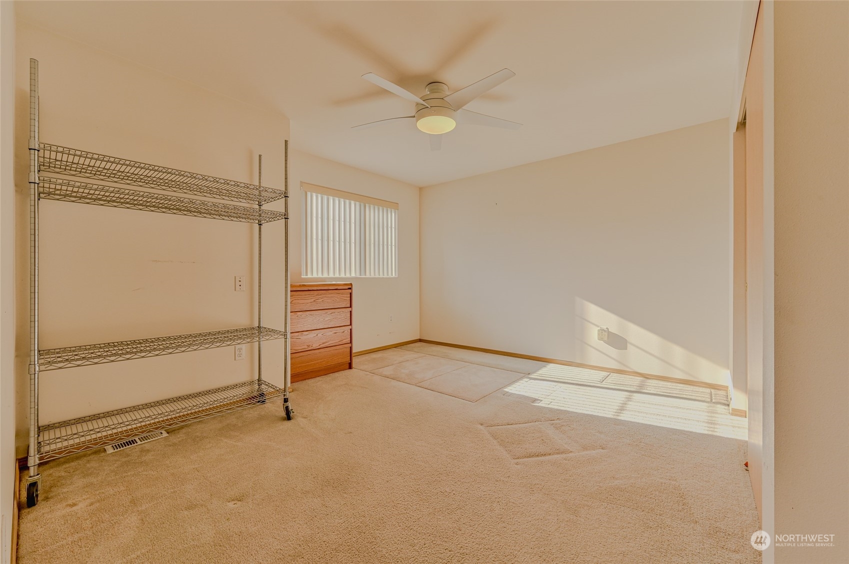 property viewer photo 24