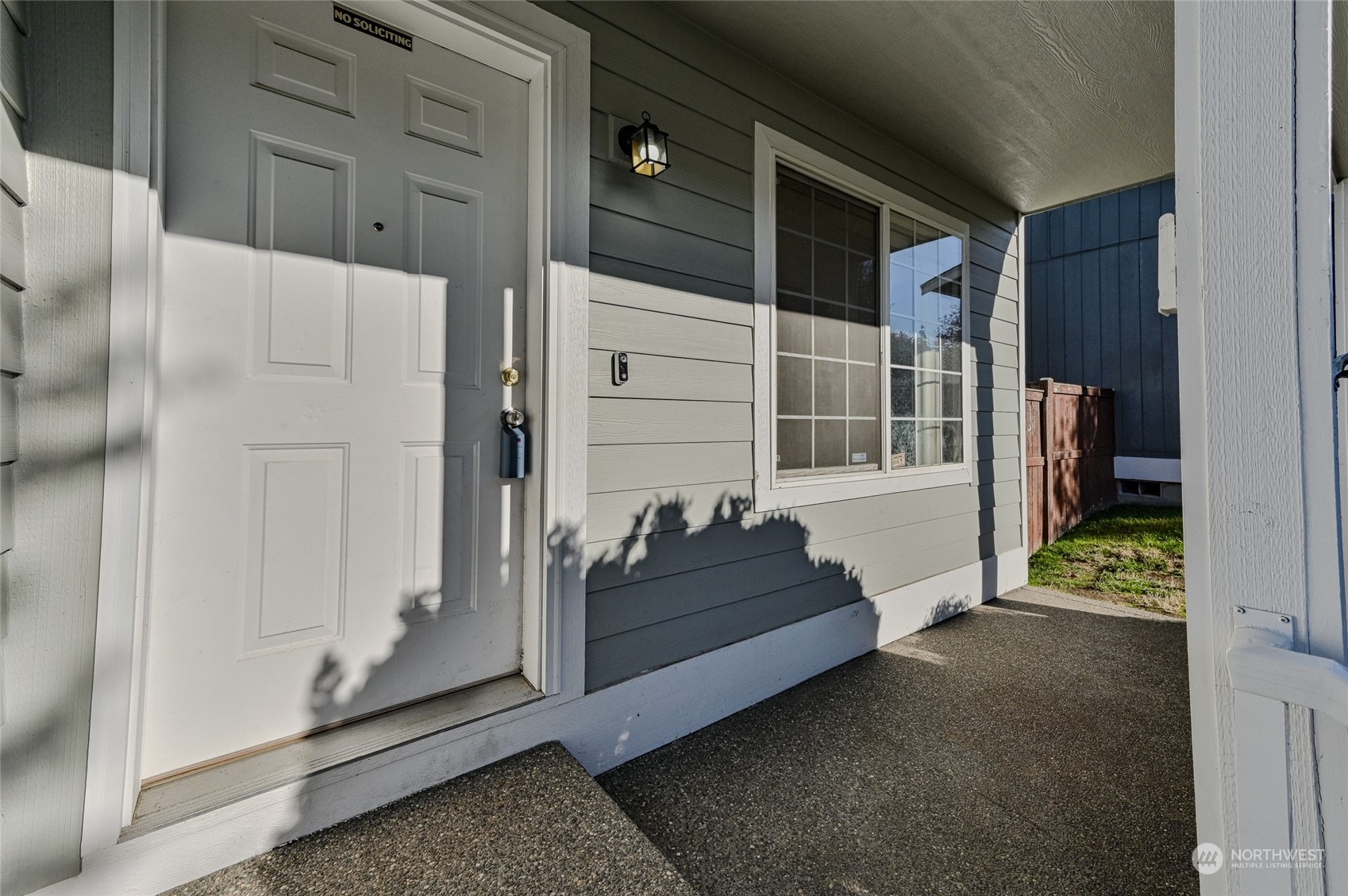 property viewer photo 3