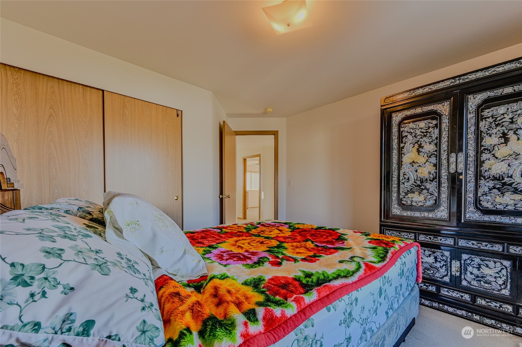 property viewer photo 31