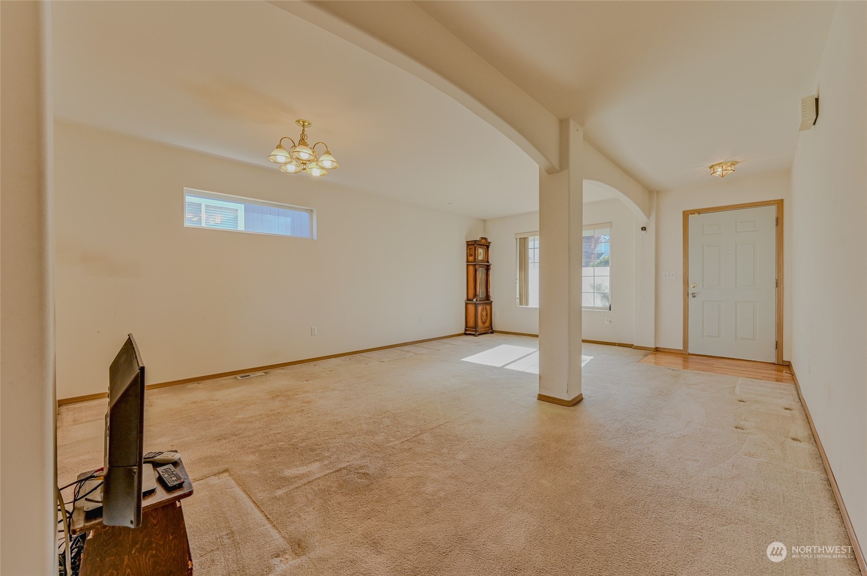 property viewer photo 6