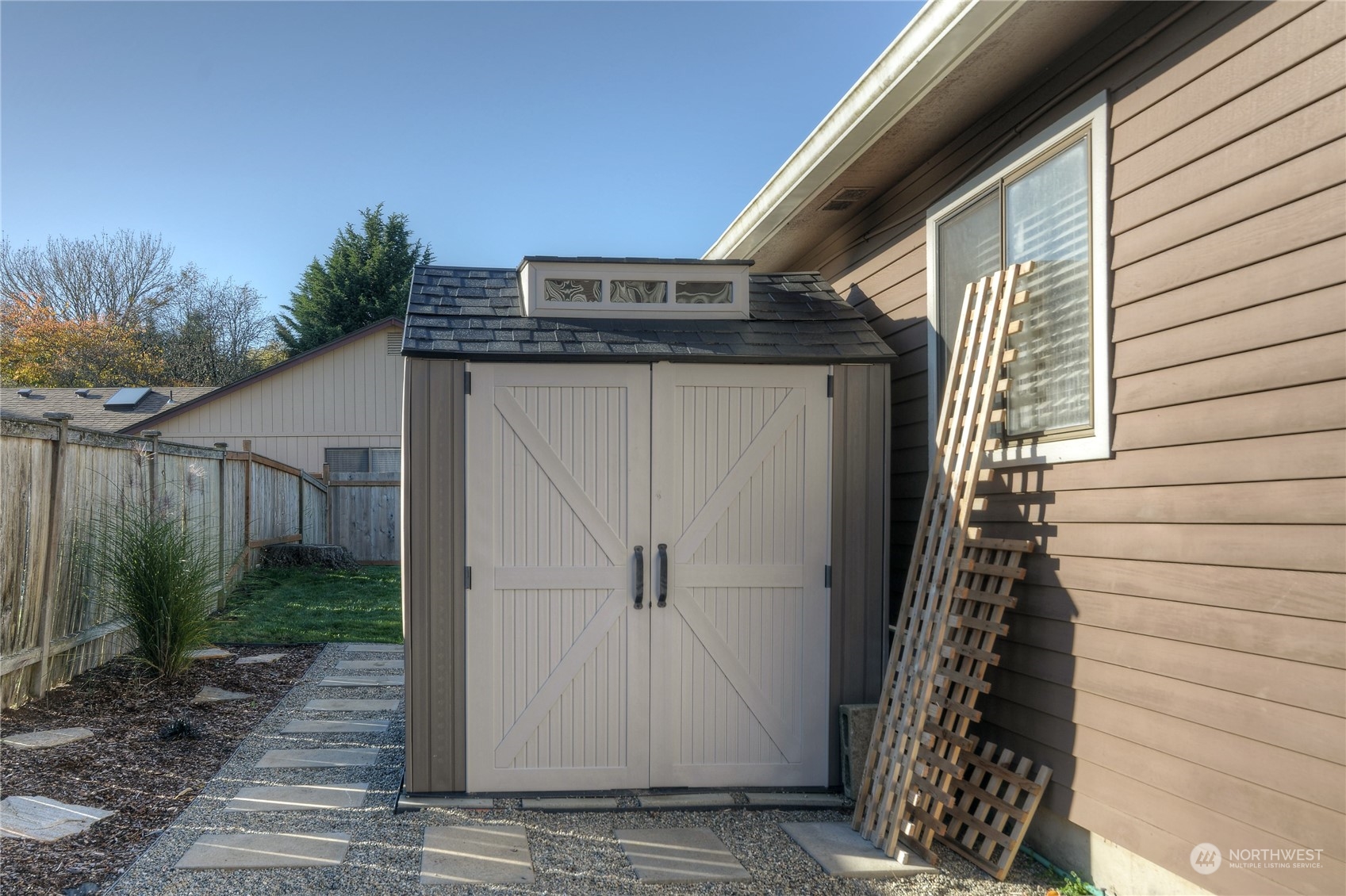 property viewer photo 31