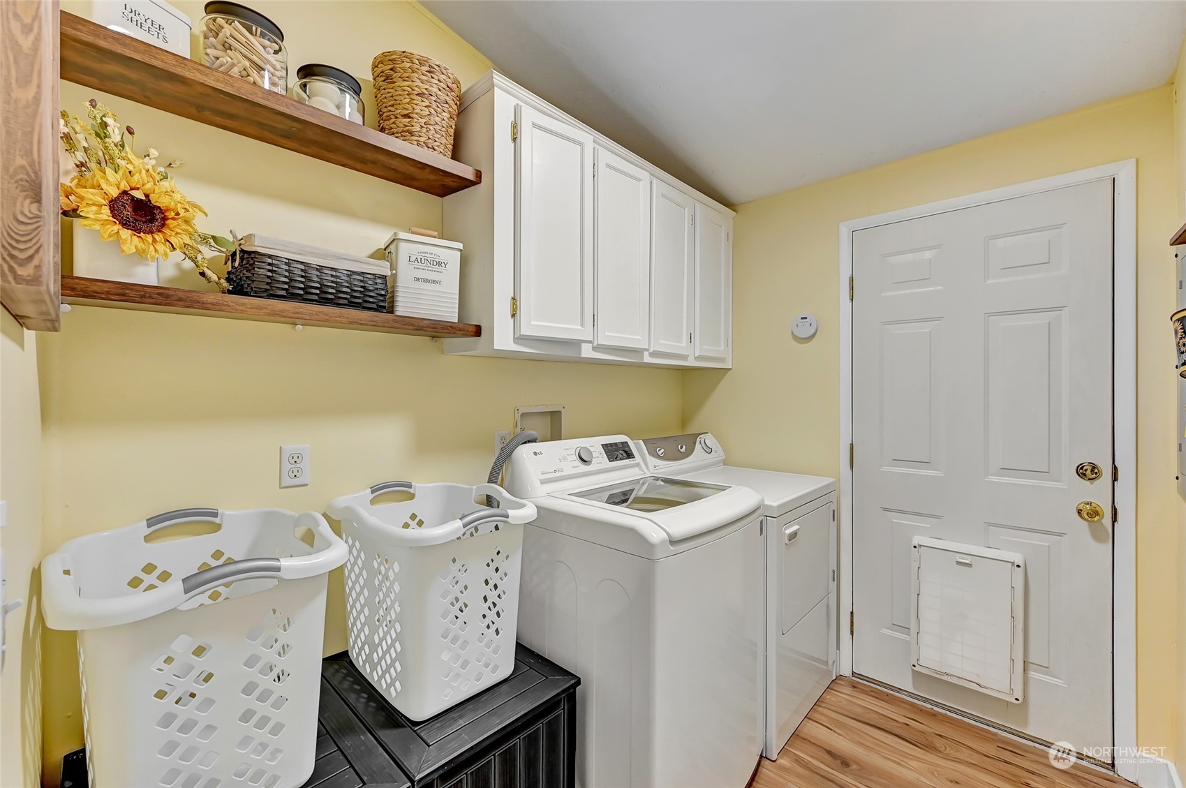 property viewer photo 28