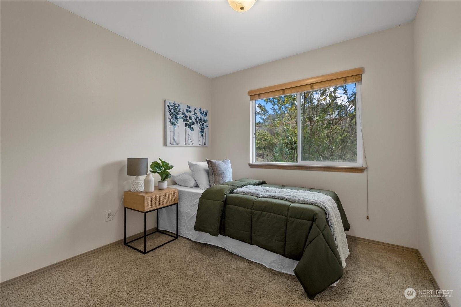 property viewer photo 17