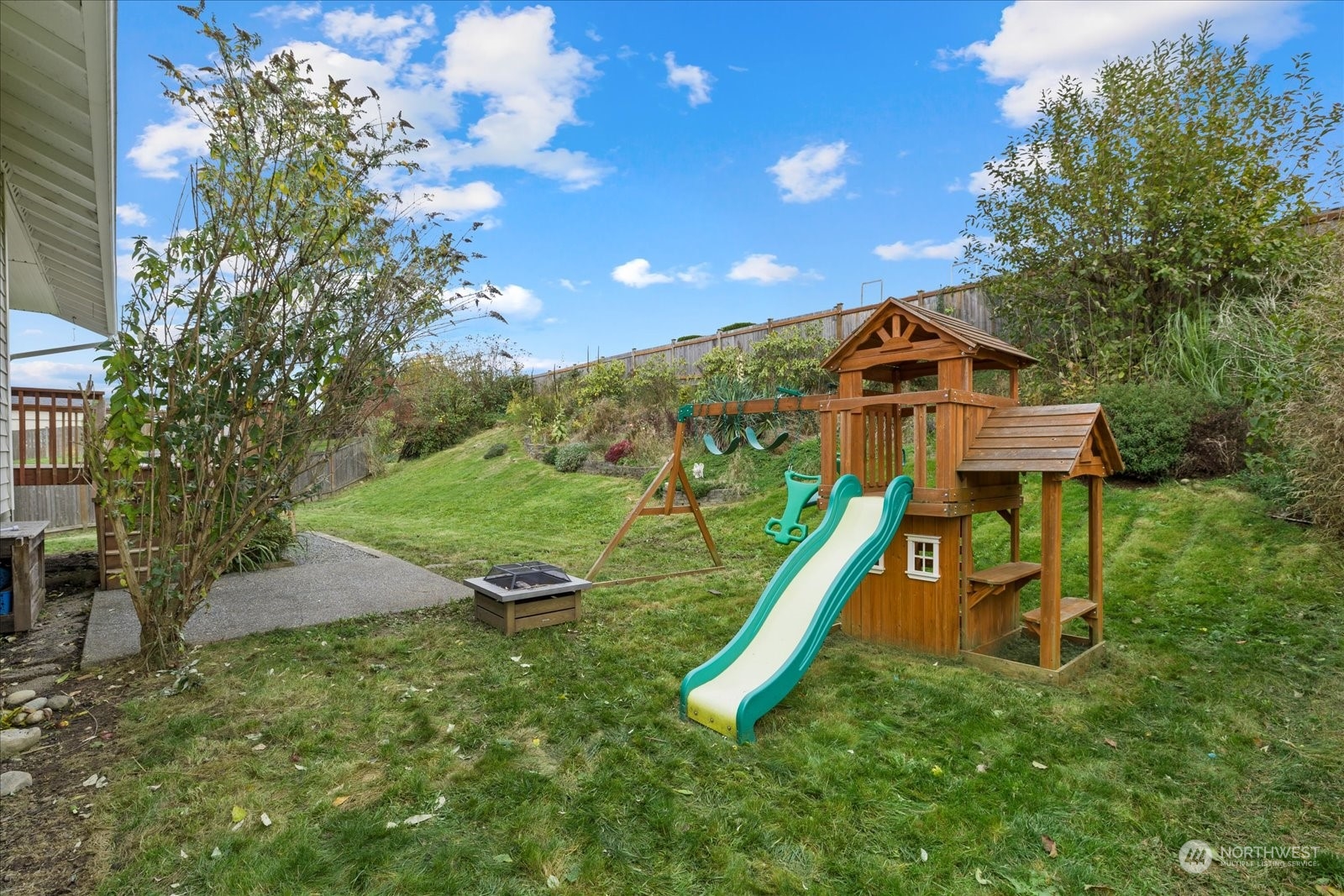 property viewer photo 25