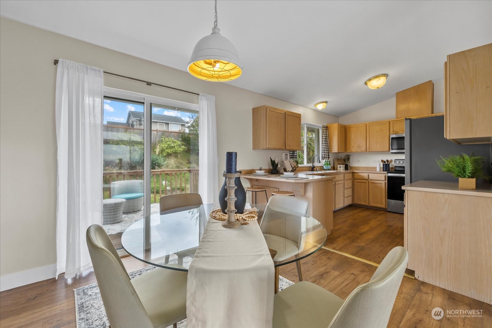 property viewer photo 7