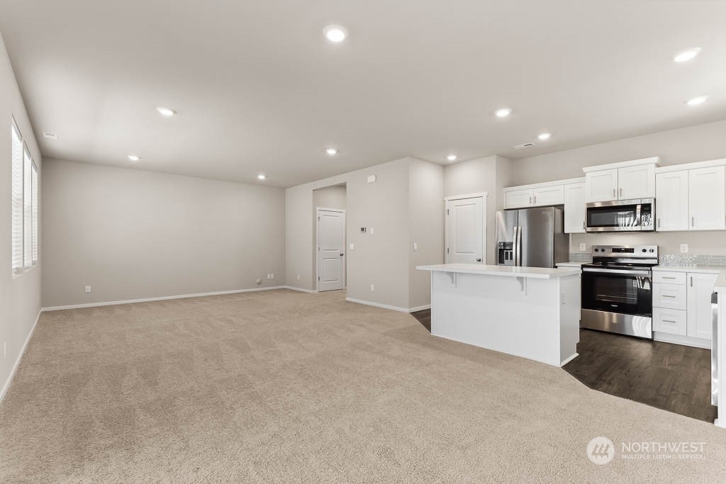property viewer photo 12