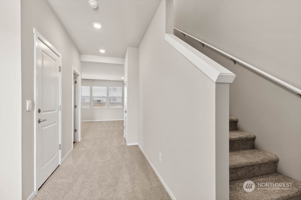 property viewer photo 13