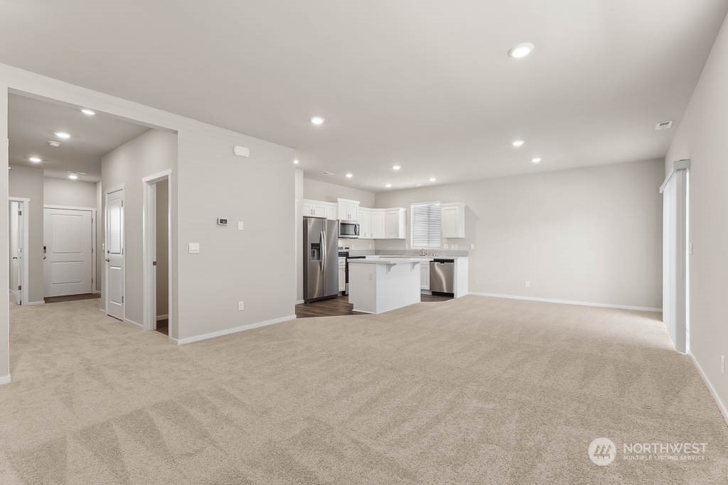 property viewer photo 17