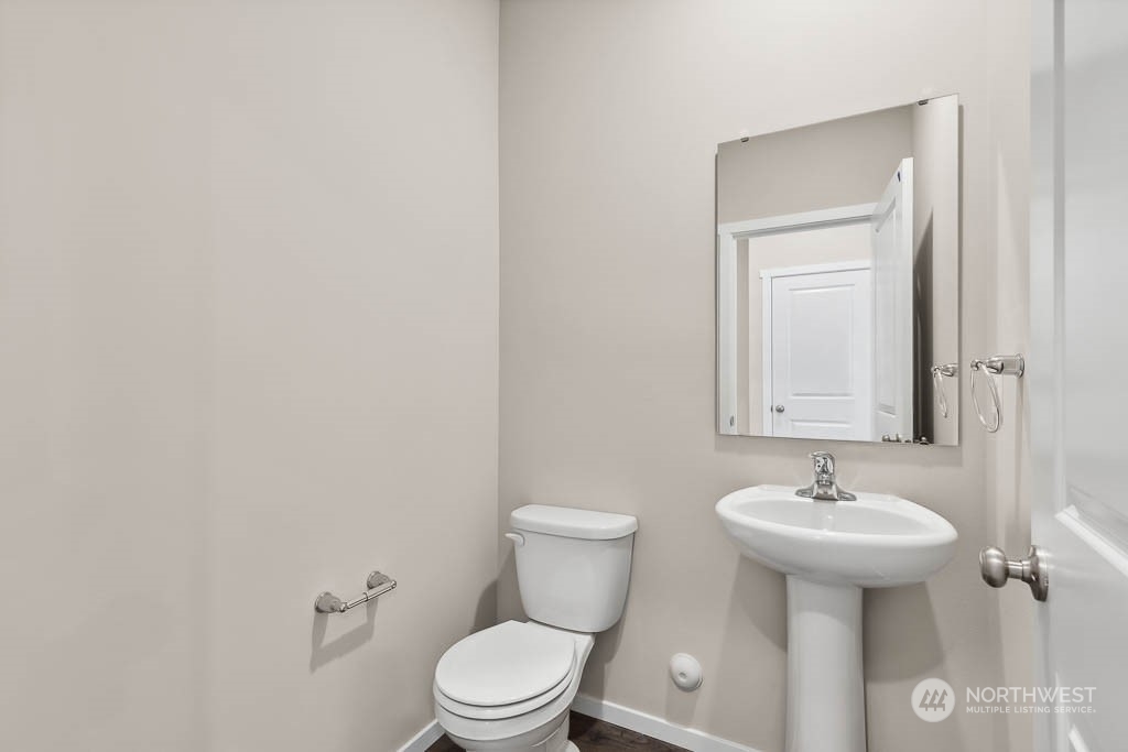 property viewer photo 25