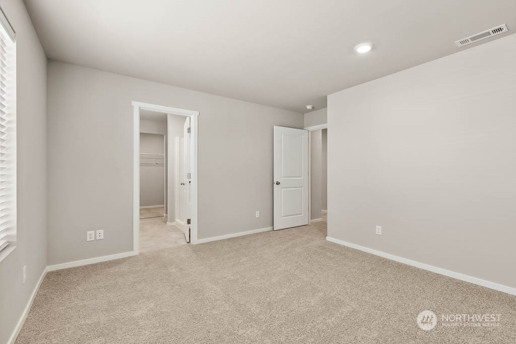 property viewer photo 30