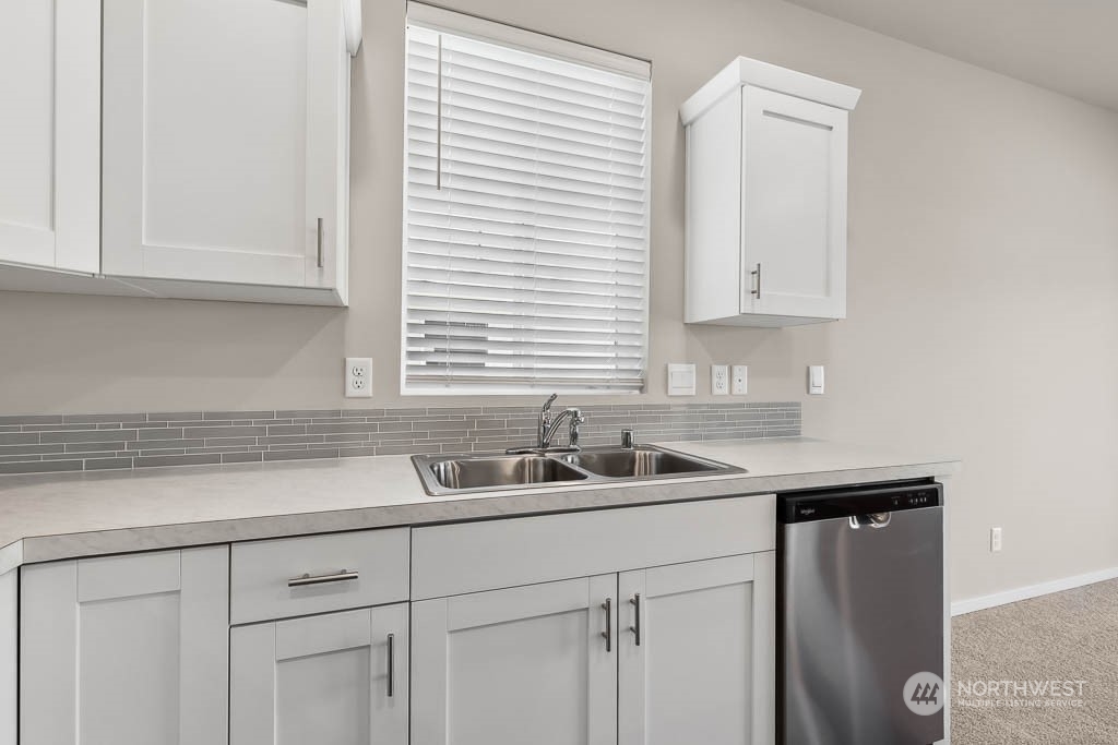 property viewer photo 8