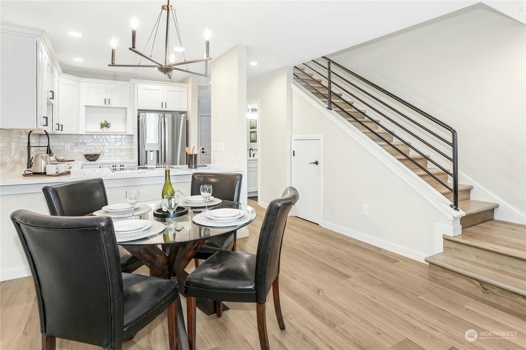property viewer photo 12