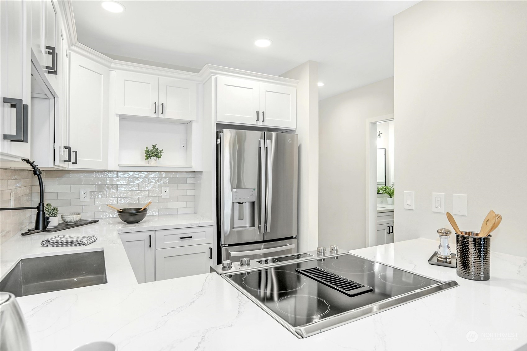 property viewer photo 16