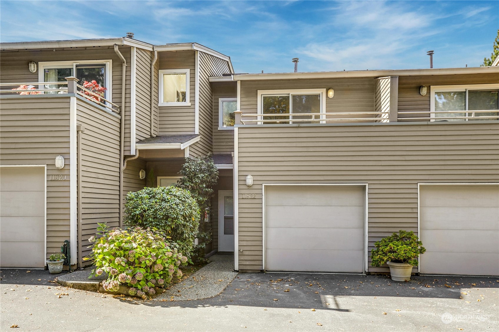 property viewer photo 2
