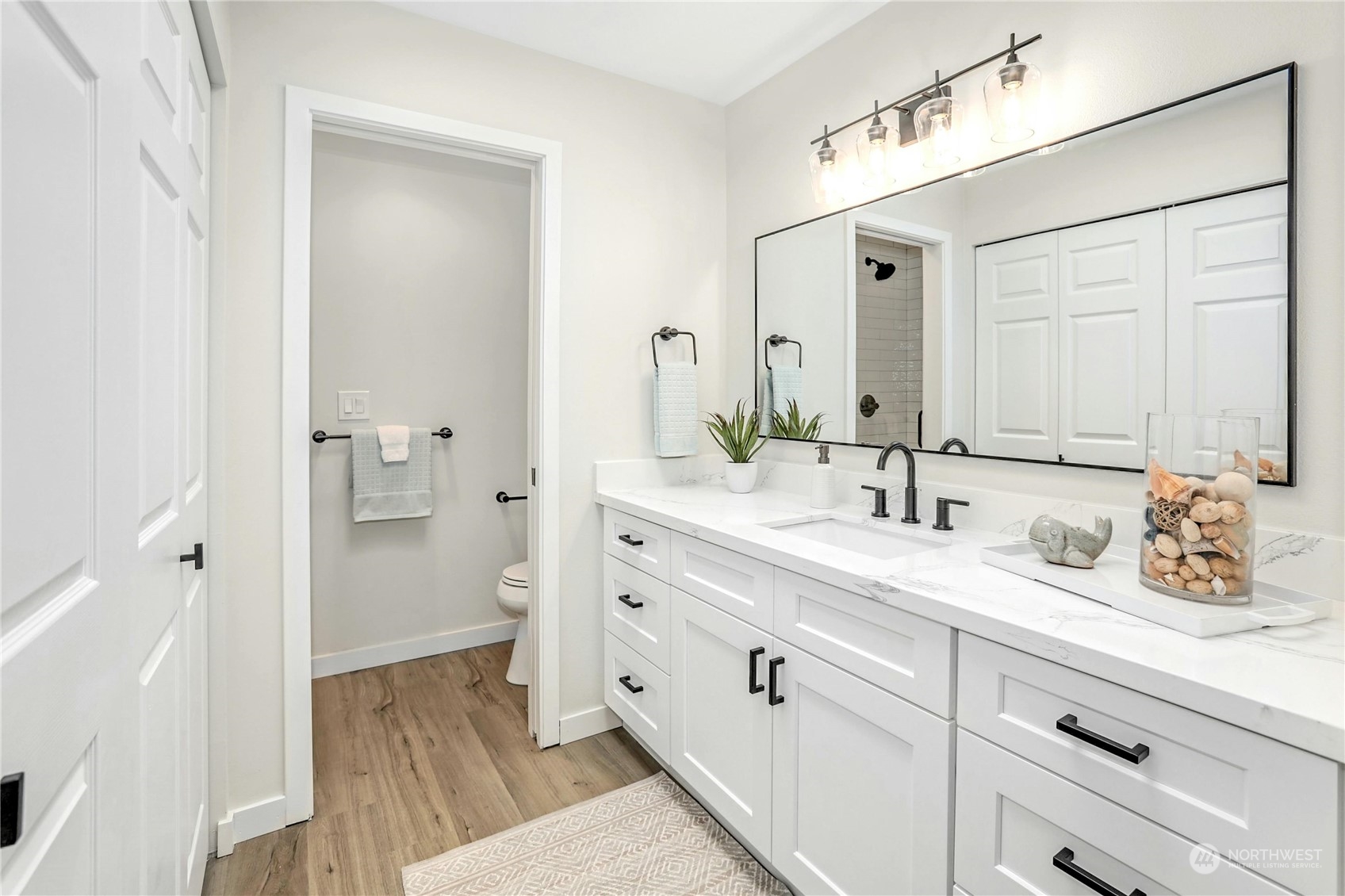 property viewer photo 27