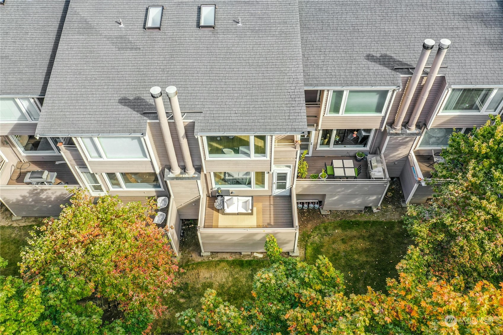 property viewer photo 30
